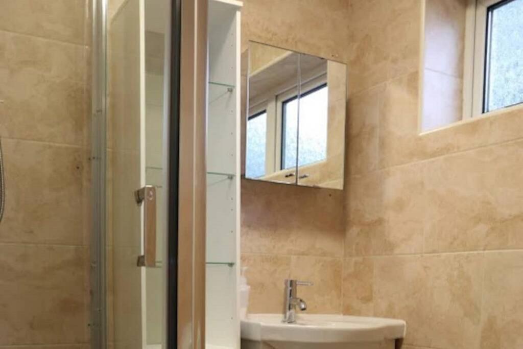 Casa vacanze Large 12 Guests 5 Bedroom House In Centre